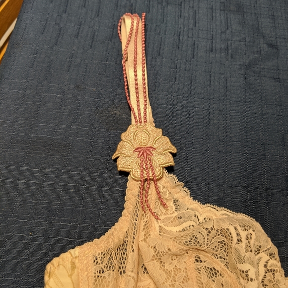 Aubade Paris Reine du Carnaval Bra - Picture 8 of 10